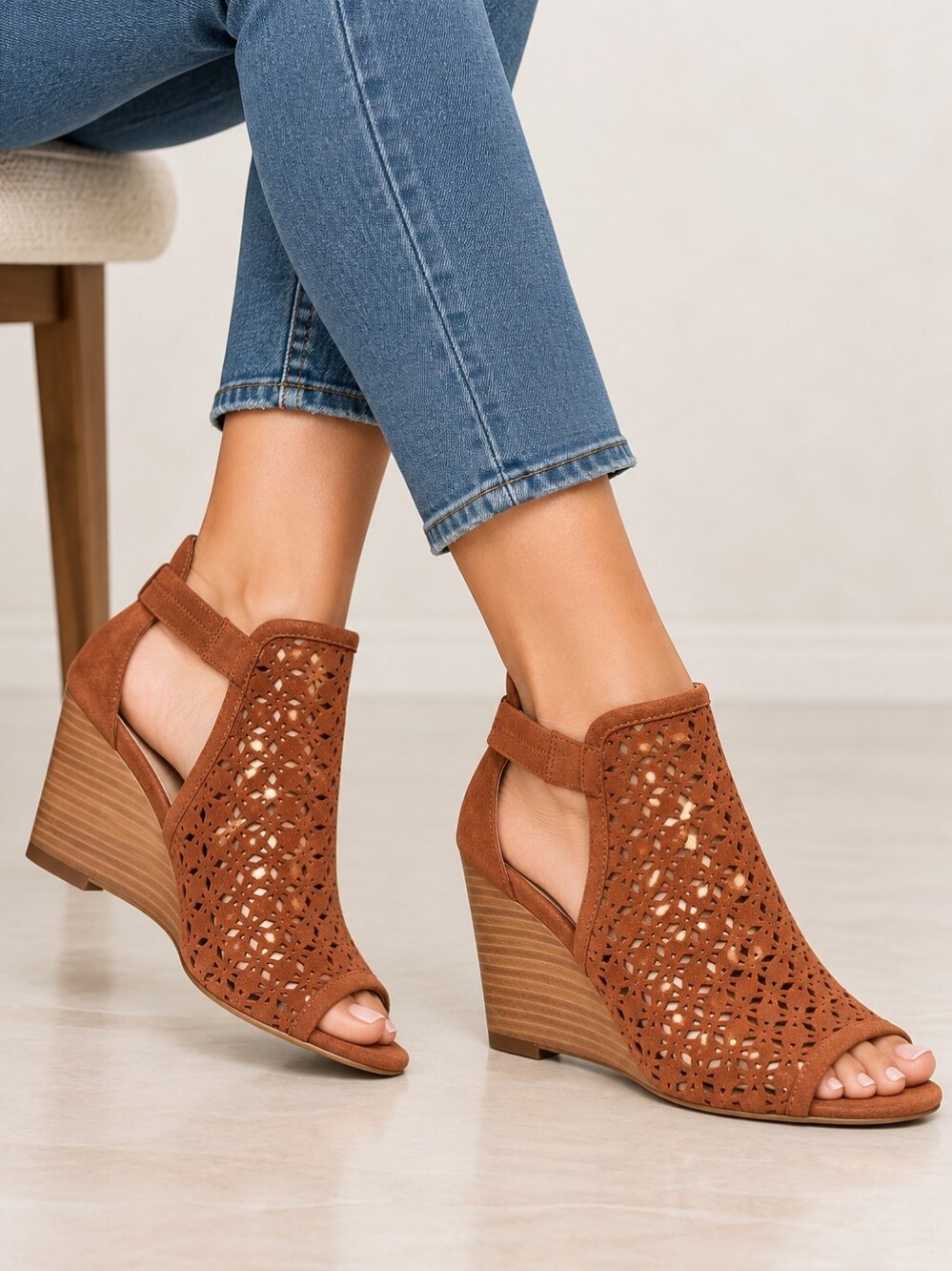 Cole Haan Edie Wedges Size 6.5